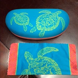 Turtle eyeglass case